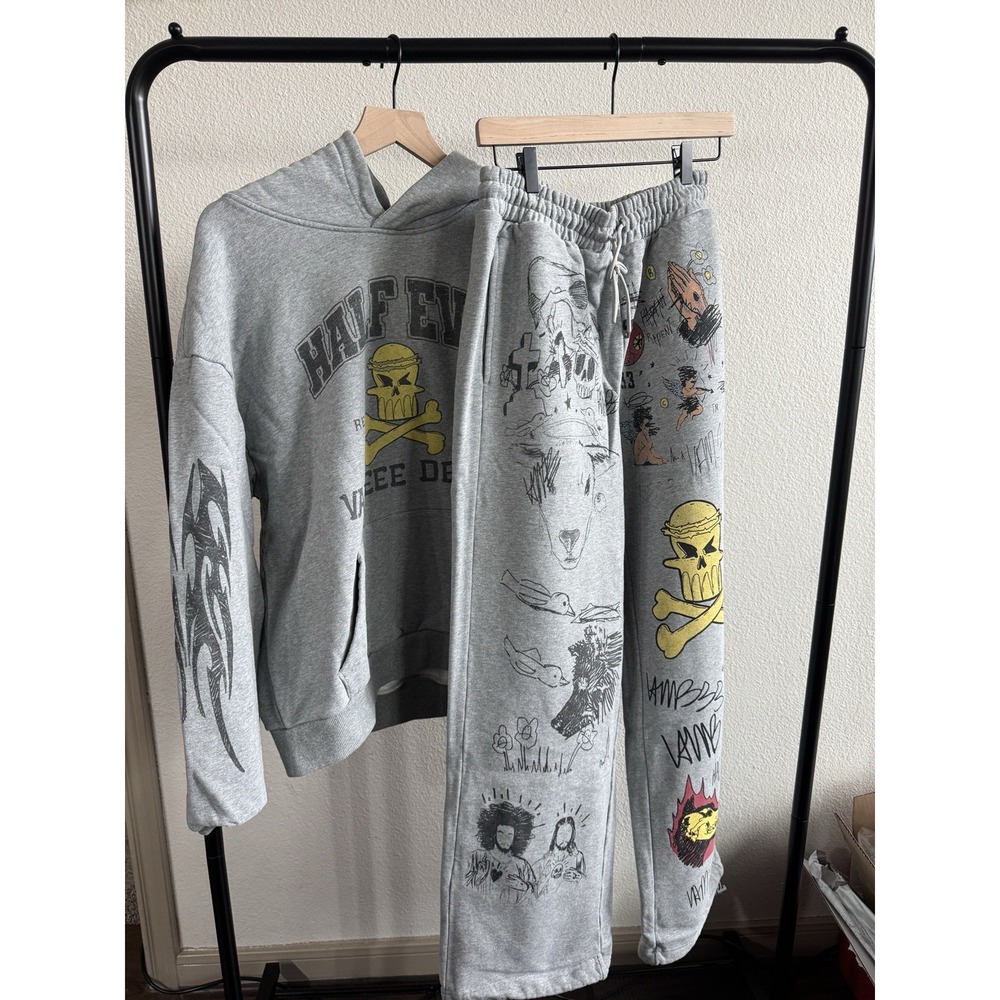 LARGE HALF EVIL VAMEE SKETCHBOOK HOODIE & SWEATPANTS SET ❤️✅ NEW SHIPS ASAP